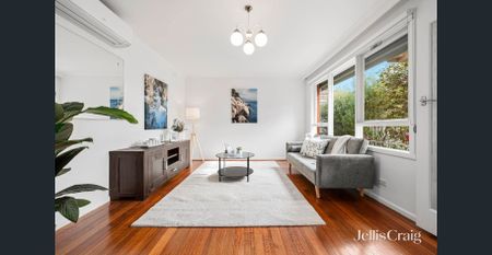 Bright Home In The Heart Of Hampton - Photo 4