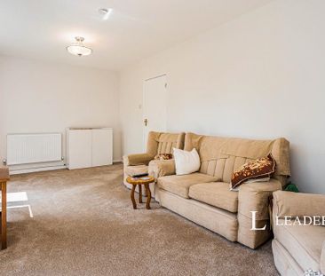 3 bedroom bungalow to rent - Photo 1