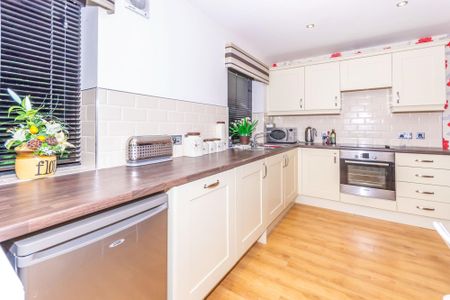 3 bedroom apartment to rent Uffington Road, Stamford, Lincolnshire, PE9 - Photo 5
