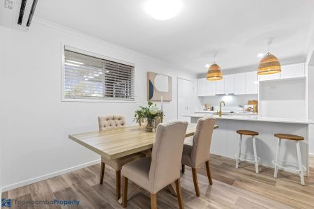 Beautifully Renovated & Ready for you! - Photo 3