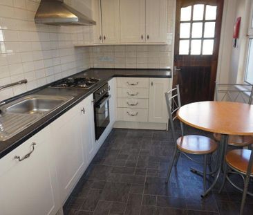 3 bedroom maisonette to rent - Photo 3