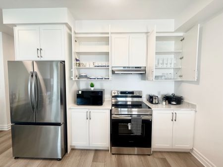 For Lease - 7481 Splendour Drive, Niagara Falls, Ontario - Photo 5
