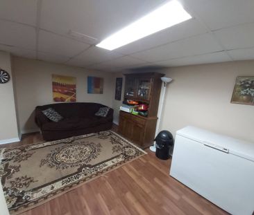 For Lease - 1648 Nordic Way, Cyrville - Carson Grove - Pineview, On... - Photo 2