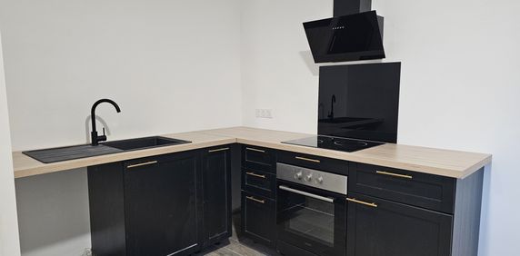 Location Appartement 2 pièces 47m² VITROLLES 13127 - Photo 2