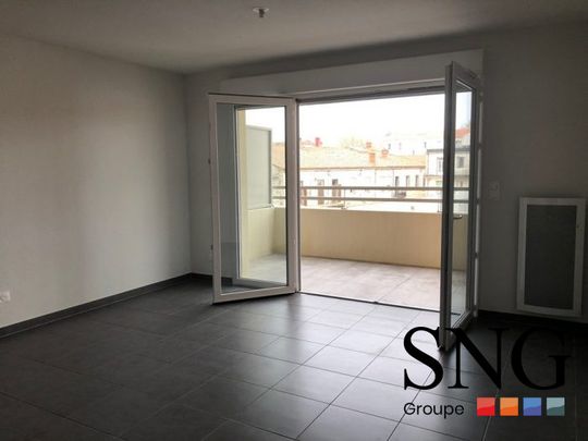 T3 AVEC BACLON - Photo 1