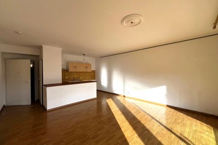 À louer – Bel appartement lumineux à Arles - Photo 2