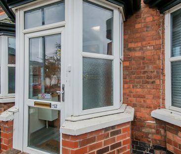 152 Tiverton Road - Photo 6