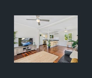 North end home with loads of storage - Photo 1