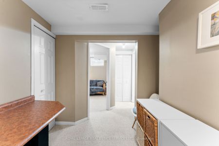 For Lease - 4 Weymouth Road, Barrie, Ontario - Photo 4