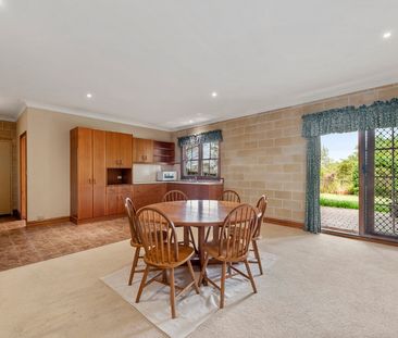 1/157A Galston Road, Hornsby Heights NSW 2077 - House For Rent | Do... - Photo 1