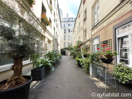 Logement à Paris, Location meublée - Photo 2