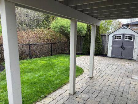 For Lease - 35 Sandringham Circle, Orangeville, Ontario - Photo 2