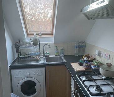 Room in a Shared Flat, Christchurch Road, SW2 - Photo 3