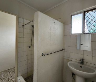 Comfortable and spacious - One bedroom unit - Photo 6