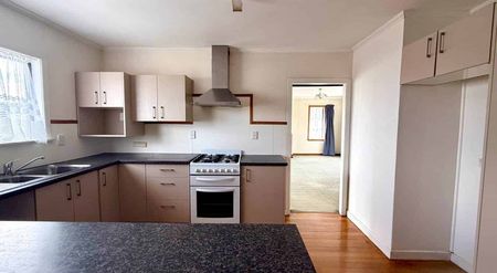 The Best of Dominion Road at Your Doorstep! - Photo 3