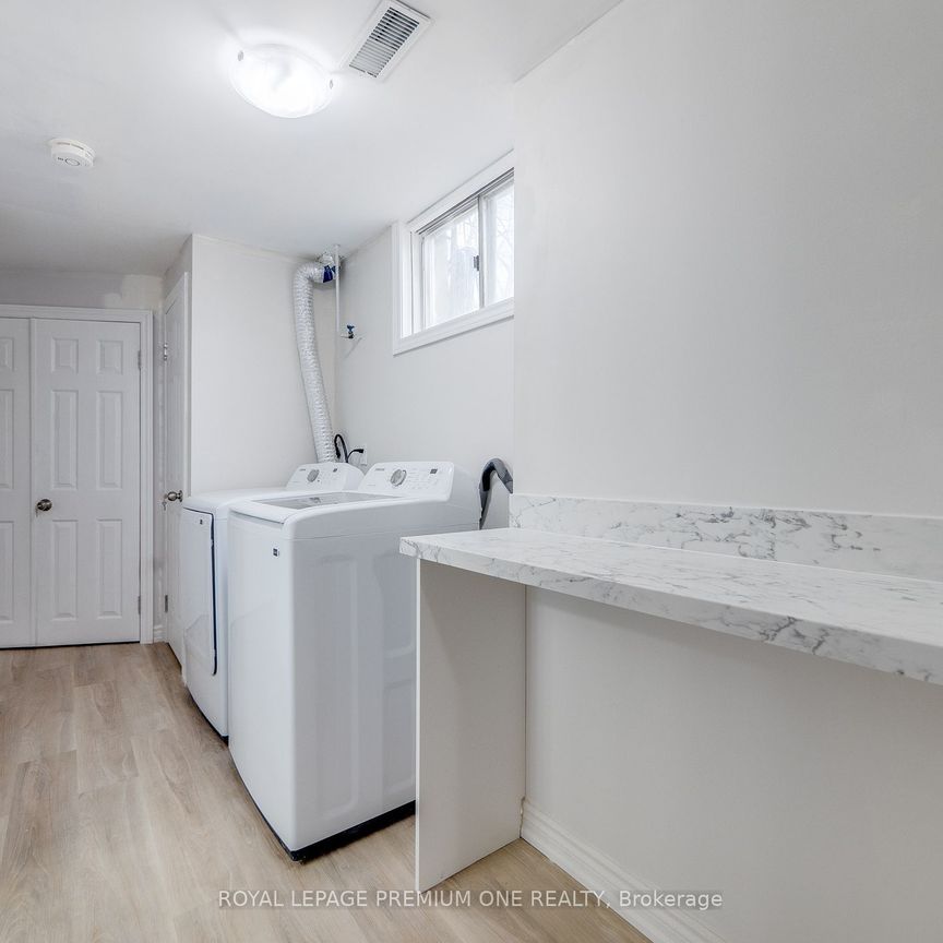 For Lease - 935 Strasburg Road Unit# Lower, Kitchener, Ontario - Photo 1