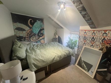 4 bedroom terraced house to rent - Photo 3