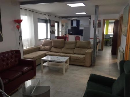 Piso de alquiler en Avenida de Villamayor, 14, Carmelitas - Photo 3