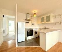 2 bedroom maisonette to rent - Photo 4