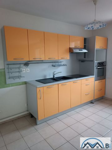 Location Appartement 3 pièces 71m² - Photo 5