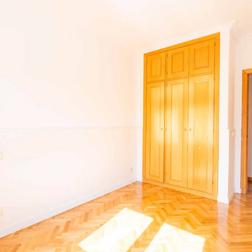 Piso de alquiler en Calle Tomás Bretón, Sector S - Photo 1