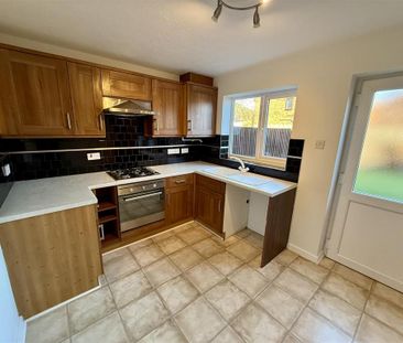 2 bedroom terraced house to rent - Photo 6