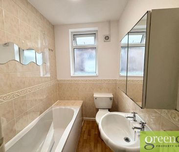 3 bedroom terraced house to rent - Photo 6