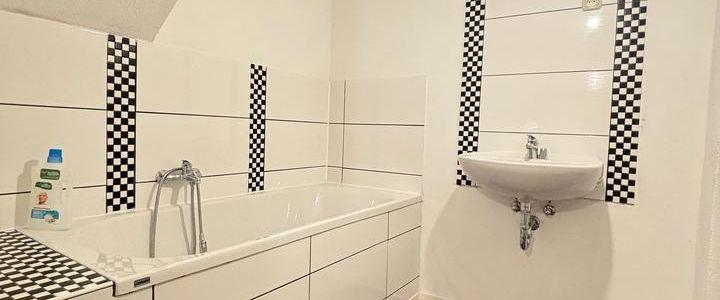 2-Raumwohnung im Dachgeschoss! - Foto 1