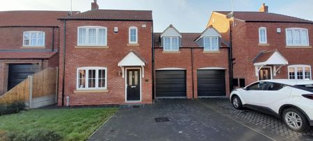 3 bedroom semi-detached house to rent - Photo 4