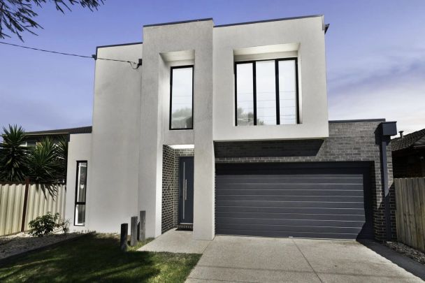 68 Nicholson Street, Altona Meadows. - Photo 1