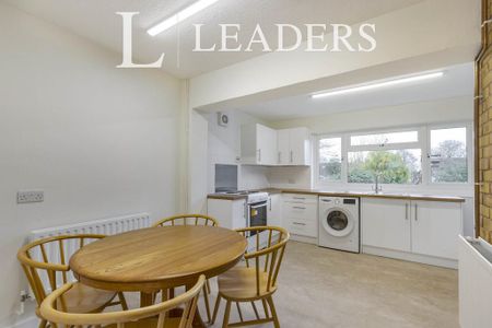 3 bedroom house to rent - Photo 3