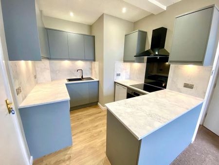 2 bedroom flat to rent - Photo 5