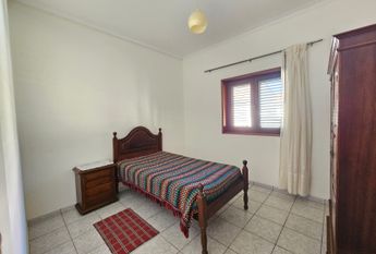 Floor 3 bedroom villa with suite located in Cacia!