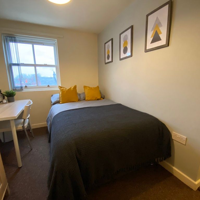 1 Bed Student Accommodation - Photo 1