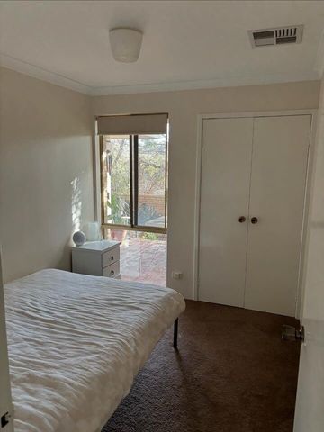 Scarborough - Photo 3