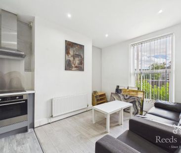 4 bedroom terraced house to rent - Photo 1