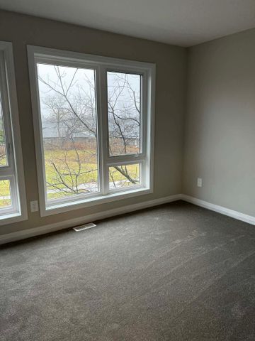 For Lease - 720 Grey Street Unit# 56, Brantford, Ontario - Photo 2