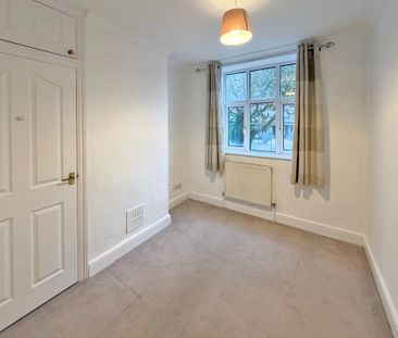 3 bedroom maisonette to rent - Photo 2