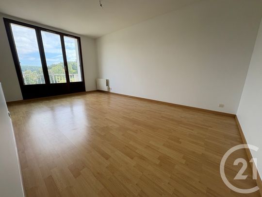 Location Appartement 3 pièces 74m² BOLBEC 76210 - Photo 1