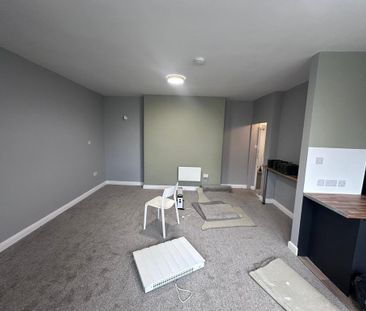 Studio to rent - Photo 6