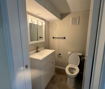 For Lease - 2232 Sandringham Drive Unit# Bsmt, Burlington, Ontario - Photo 2