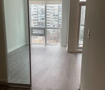 For Lease - 430 Square One Drive Unit# 422, Mississauga, Ontario - Photo 3