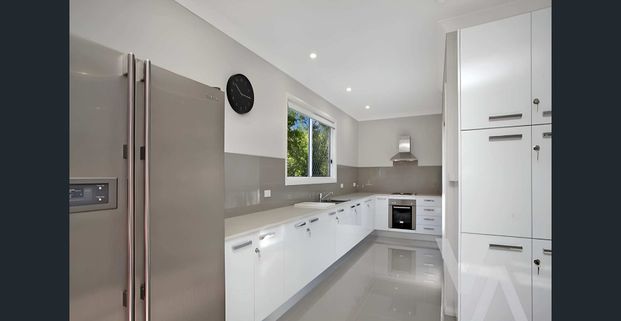 Your Next Student Move. - Photo 1