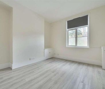 Sketty Road, Enfield, EN1 - Photo 1