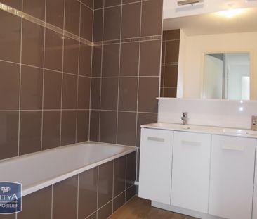 Location Appartement 3 pièces 61m² ST NAZAIRE 44600 - Photo 2