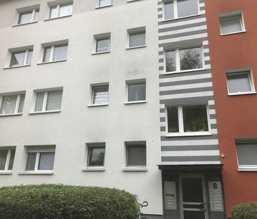 3-Zimmer-Wohnung mit Balkon in Frankfurt Bergen-Enkheim - Photo 1