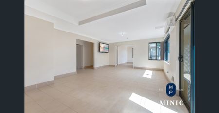 Stylish & Spacious - Ready to Move In - Photo 2