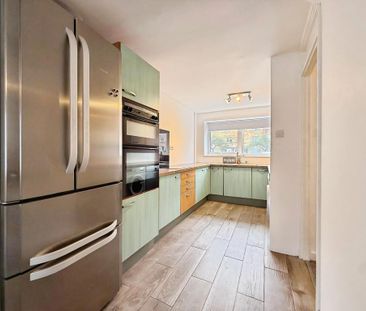 2 bedroom flat to rent - Photo 6