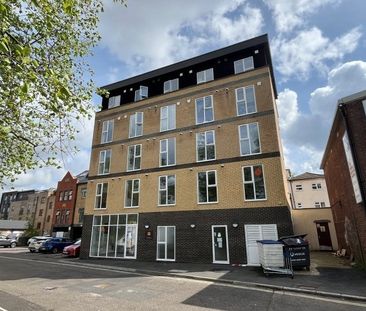 Studio Flat, Stmary Place, SO14 - Photo 4