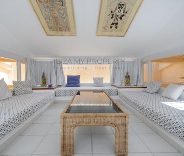 4 bedroom luxury Semidetached House for rent in Santa Eulària des R... - Photo 3